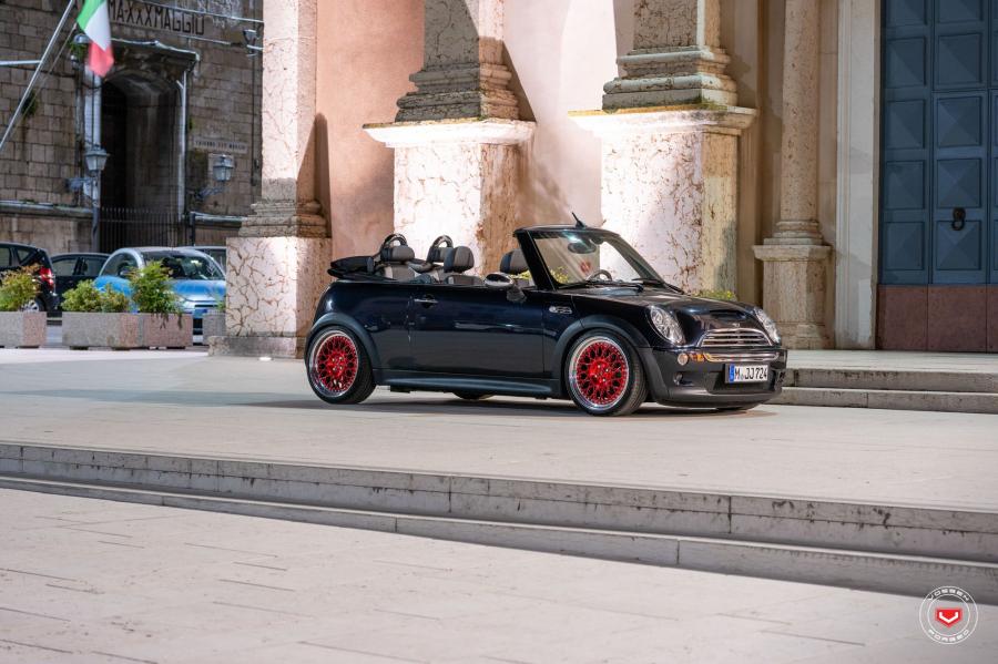  Mini Cooper S Cabrio on Vossen Wheels (ERA-1) 2019 года  (фото 1 из 23)